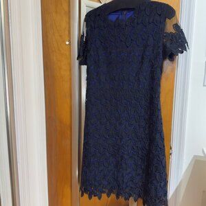Elie Tahari Lace Cocktail Dress Size 6 NWT Stunning